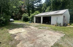 2145 Dixie Ave., Paducah, KY 42003