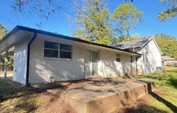 50 McNeece St, Tupelo, MS 38804