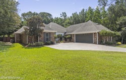 5496 Chalone Place, Ocean Springs, MS 39564