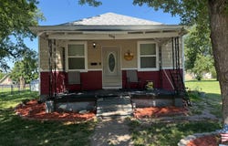 908 N Colorado St, Ellsworth, KS 67439