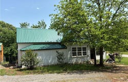 600 E 2nd ST, Hartford, AR 72938