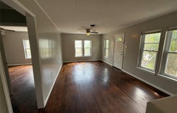 607 N Main St, Burnet, TX 78611