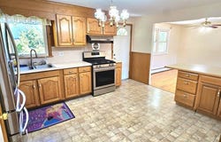 4 Echo Lane, West Hartford, CT 06107