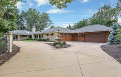 222 Pine Drive, Manhattan, KS 66502