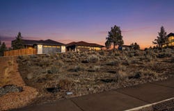 1092 SE BLUEGRASS Ln, Madras, OR 97741