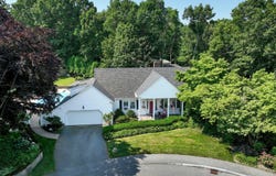 60 Packard Drive, Braintree, MA 02184