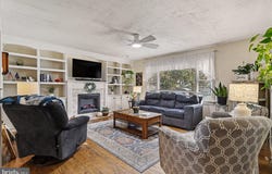 66 ORIOLE Drive, STEVENS, PA 17578