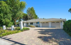 1517 Harlan Dr, Danville, CA 94526