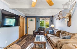 1034 Browns Ln, Potlatch, ID 83855