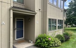9 Pilgrim Harbor, Wallingford, CT 06492