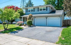 27 Eileen Way, Edison, NJ 08837