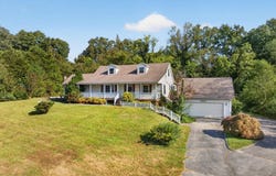 8823 Apison Pike, Ooltewah, TN 37363
