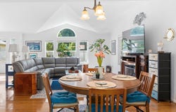 607 GLENBROOK Cir, Florence, OR 97439