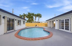 275 W 13th St, Hialeah, FL 33010