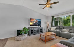 606 4th Ave NE, Saint Joseph, MN 56374