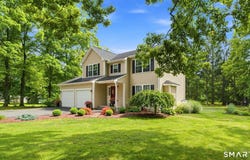 35 Maple Avenue, Bristol, CT 06010