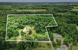 11644 E Hillis Road, Riverdale, MI 48877