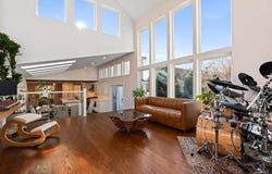 27 Broad Cove Rd, Hingham, MA 02043