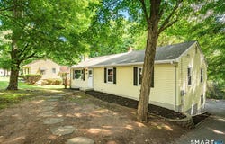 77 Evergreen Avenue, Hamden, CT 06518