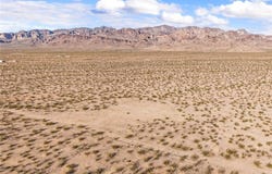 4097 Topaz Road, Golden Valley, AZ 86413