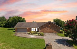 172 Walden Lane, Bronston, KY 42518