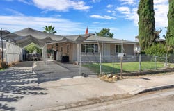 2511 Shaft St, Selma, CA 93662