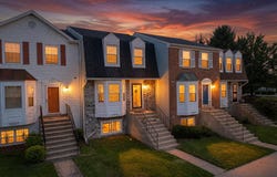 10505 CAMPUS Way S, UPPER MARLBORO, MD 20774