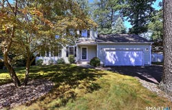 6 Fox Run Road, Farmington, CT 06085