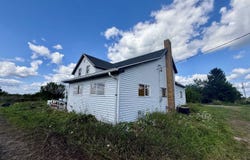 W7480 State Rd 39, New Glarus, WI 53574