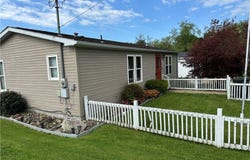 1021 St Clair St, Latrobe, PA 15650