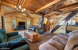 2861 Angel Trail, Overgaard, AZ 85933