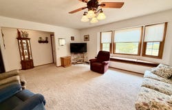 3015 Pool Drive, Mountain Grove, MO 65711
