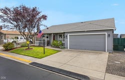 2360 Evan Way, Central Point, OR 97502