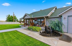 5005 Gamache Road, Moxee City, WA 98936