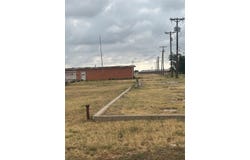 1900 Walter Griffin Street, Plainview, TX 79072