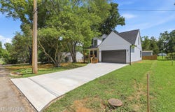 211 Shipe Rd, Powell, TN 37849