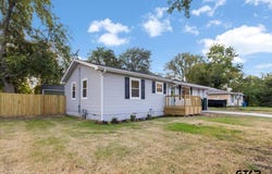 203 Lakeview St., Whitehouse, TX 75791