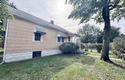 200 3RD Street, South Pekin, IL 61564