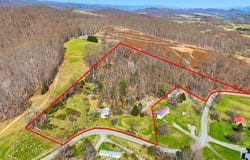 486 Cloud High Road, Duffield, VA 24244