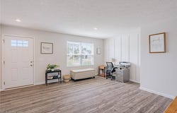 2595 Bishop Oval, Barberton, OH 44203