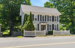 260 Main St, Groveland, MA 01834