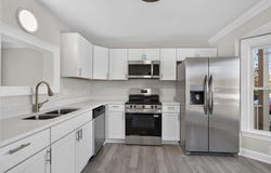 1821 Volvo Parkway, Chesapeake, VA 23320