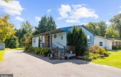 221 OAK Drive, PASADENA, MD 21122