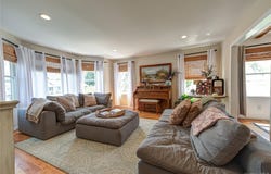 406 Vanderbilt Boulevard, Oakdale, NY 11769