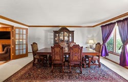 8620 Horton Circle, Urbandale, IA 50322