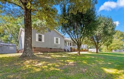 914 Ferndale Drive, Thomasville, NC 27360