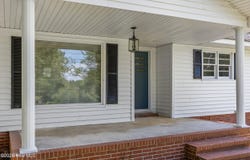 728 Prosperity Drive, Swainsboro, GA 30401