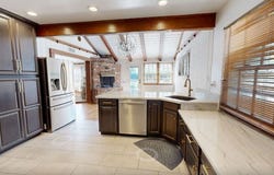 6619 Sunnyslope Ave, Los Angeles, CA 91401