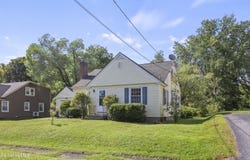 153 Ridgeway Ave, Pittsfield, MA 01201