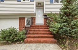 760 Harrison Ave, Roselle Boro, NJ 07203-2254